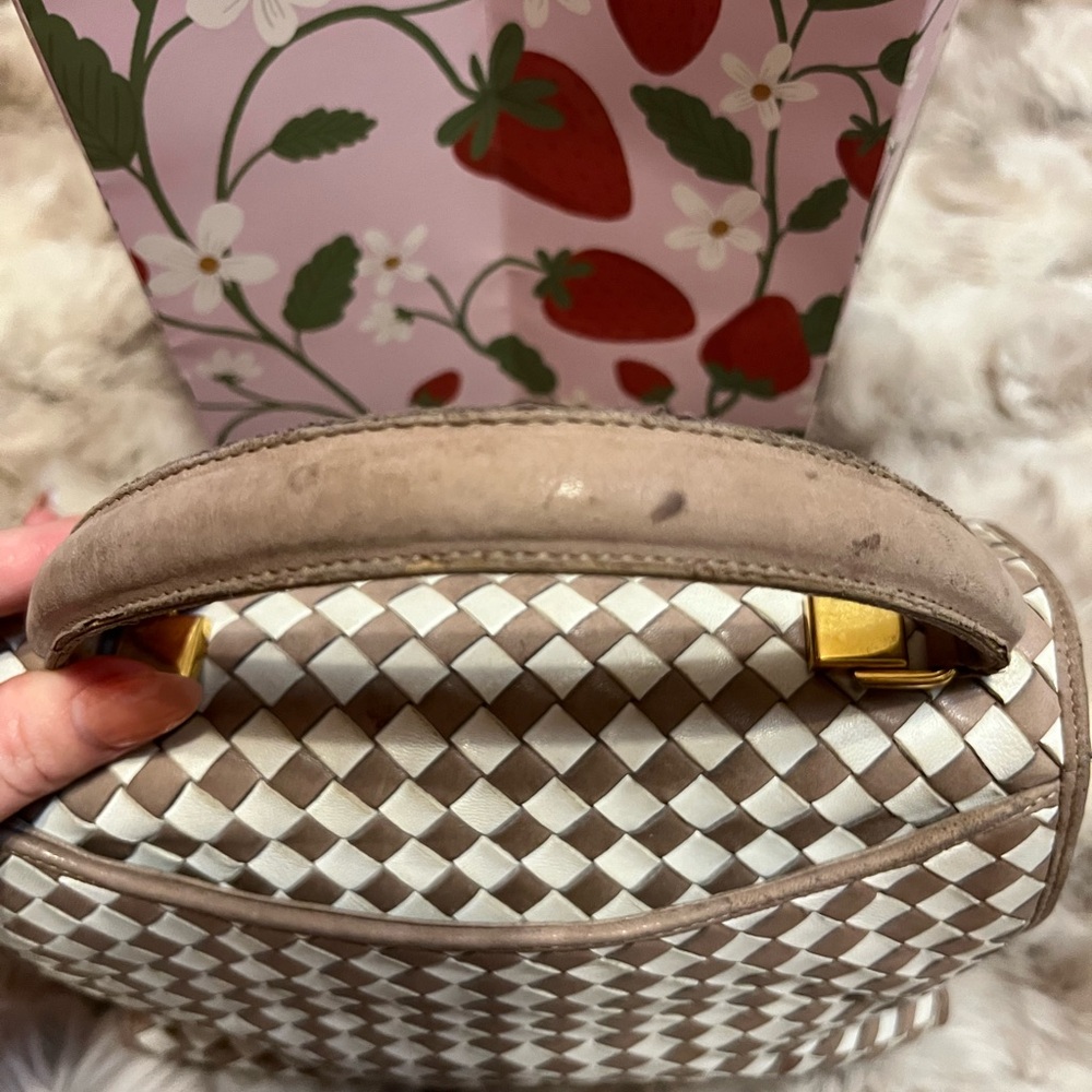 Vintage Bally Leather Kelly bag (callouts in photos) please look before purchase - Picture 6 of 15